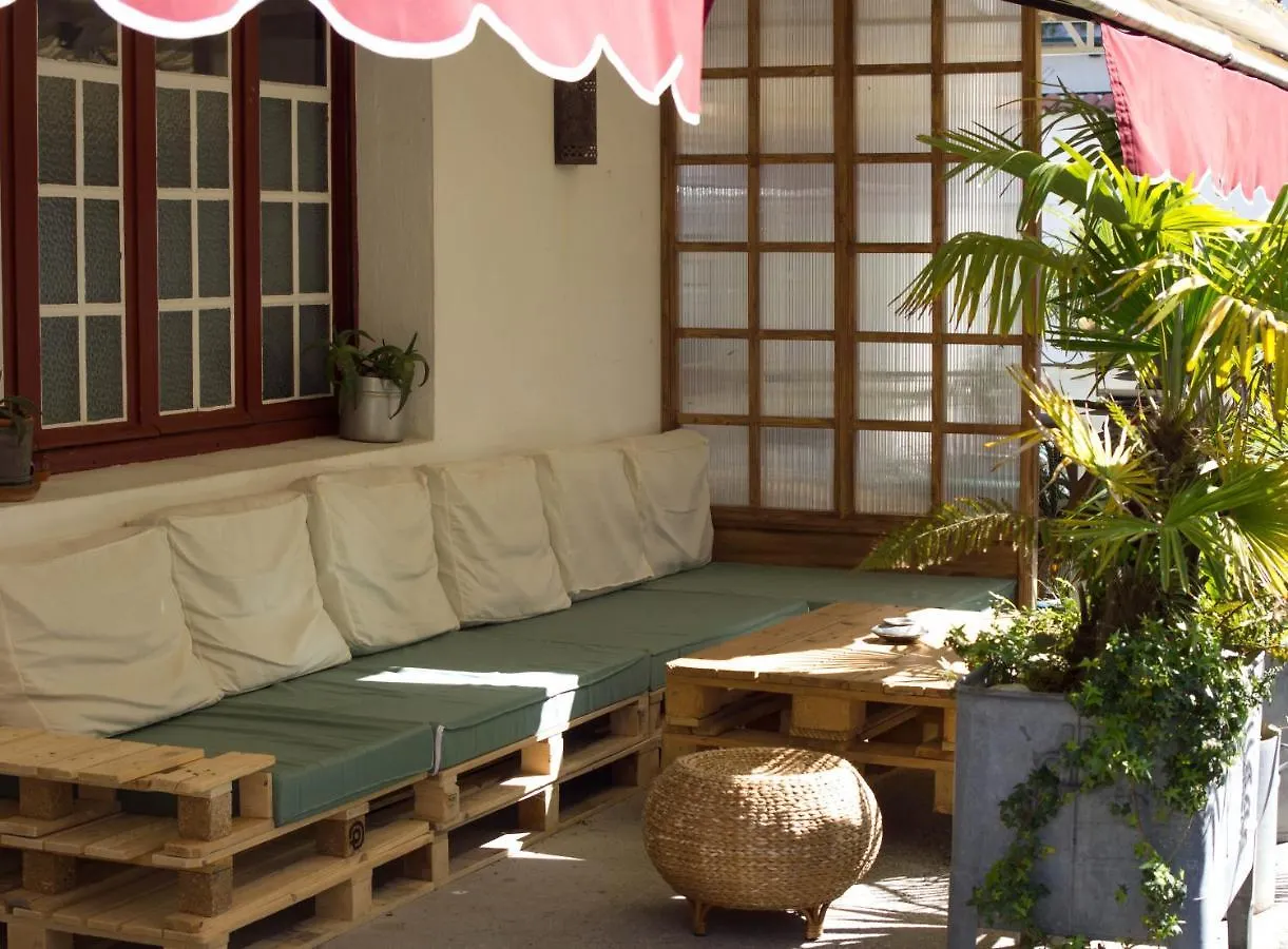 L'Escale Surf Hostel - Auberge De Jeunesse Guethary 0*,